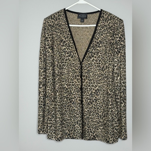 St. John Sweaters - St. John Boutiques Women’s Medium Leopard Knit Metallic Cardigan Sweater Luxury